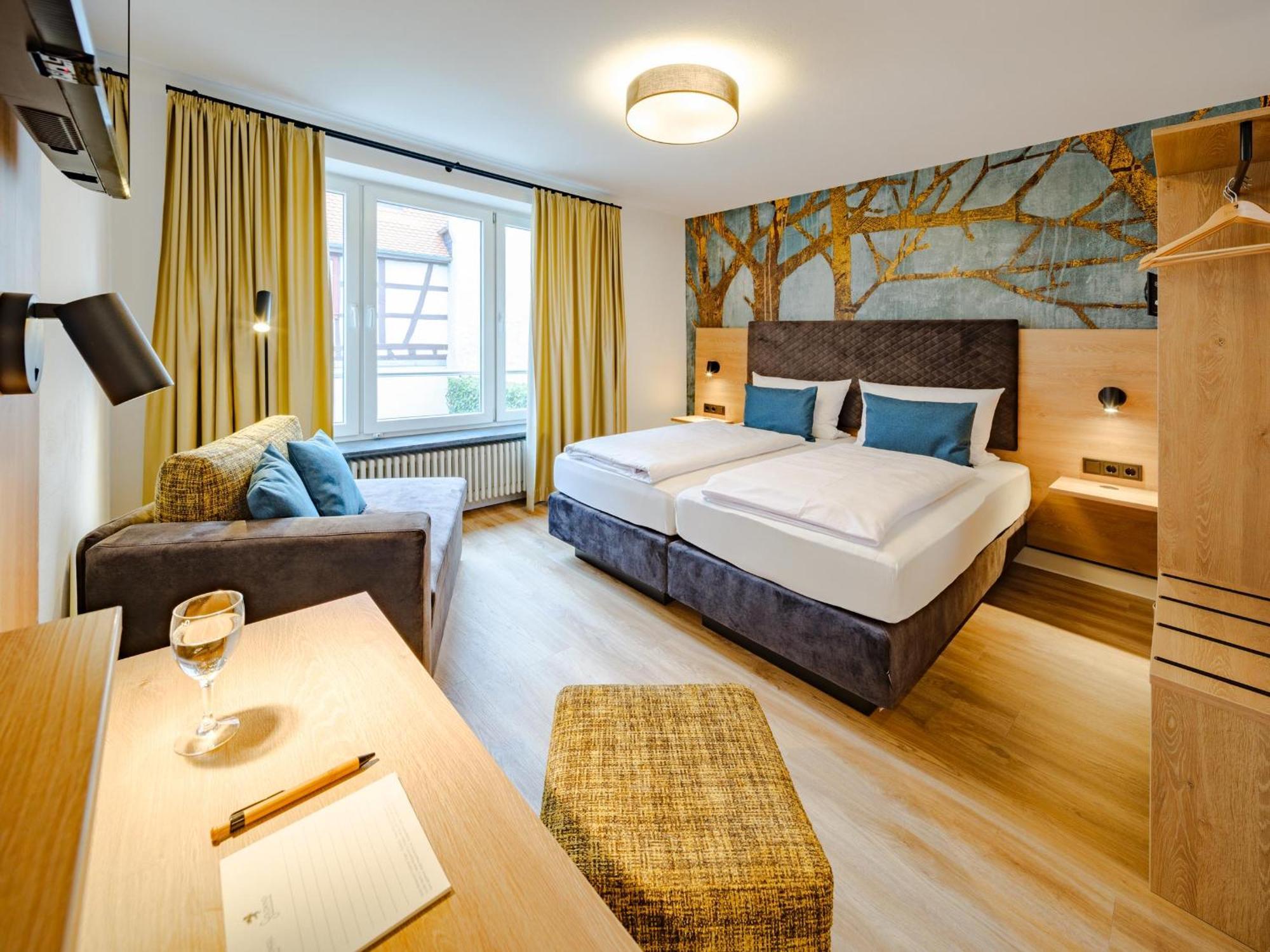 Hotel Restaurant Goldener Engel Heppenheim  Экстерьер фото